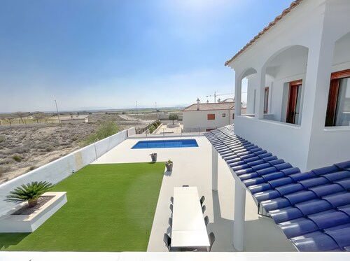 Villa « Casa Ametza » avec vue sur la mer, Wi-Fi et climatisation