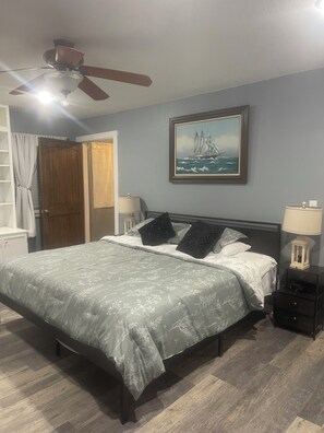WiFi, bed sheets - Large Spacious home with Awesome Lake Access with dock and boat slip (Shell Knob)