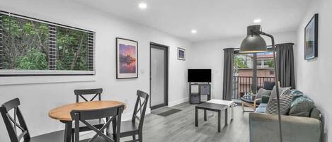 TV, offices
