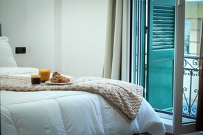 Basic Double Room, Balcony | Desk, laptop workspace, blackout drapes, iron/ironing board - Klitiou 7 Boutique Hotel (Athina)