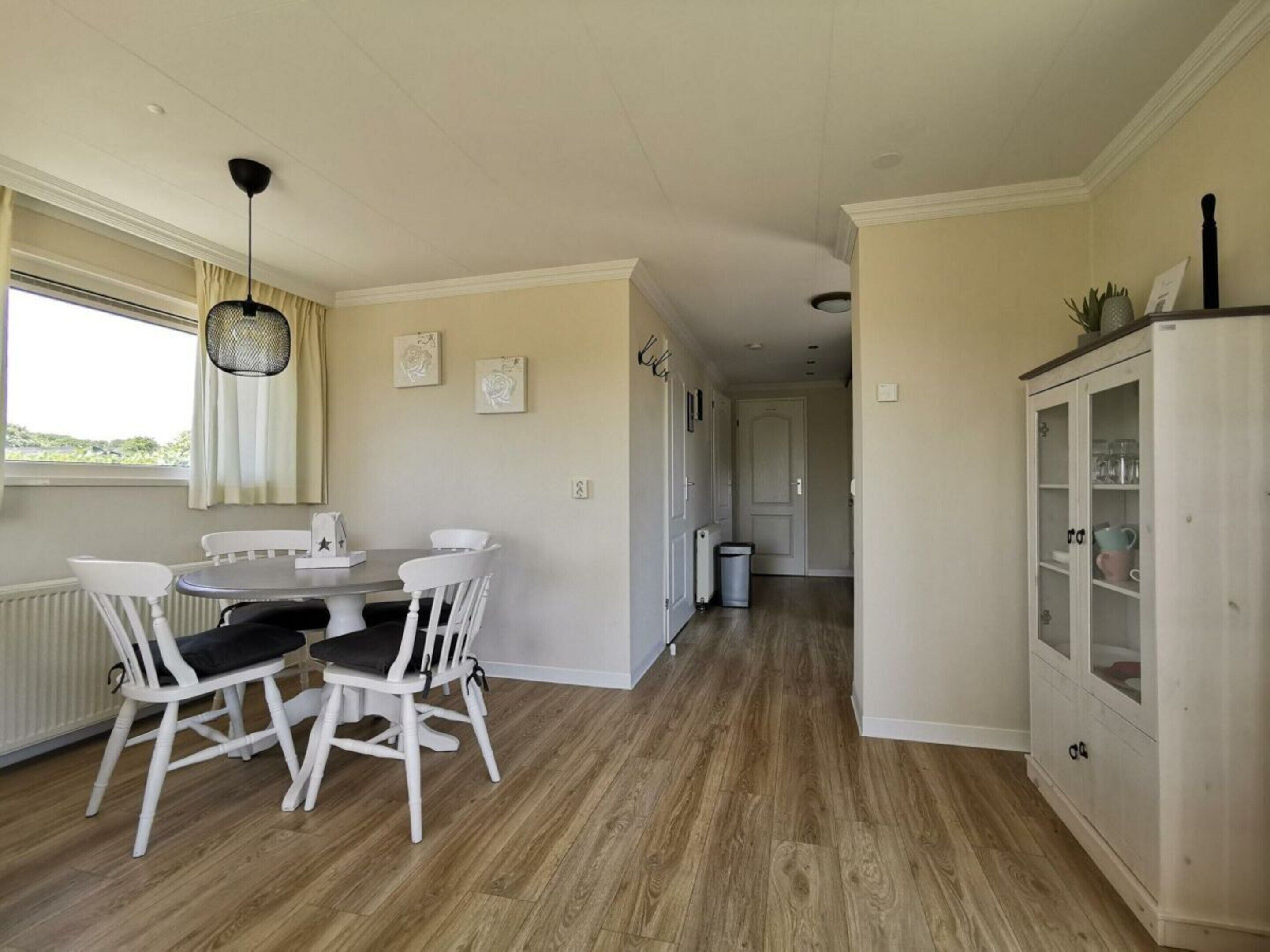 Chalet | Dining
