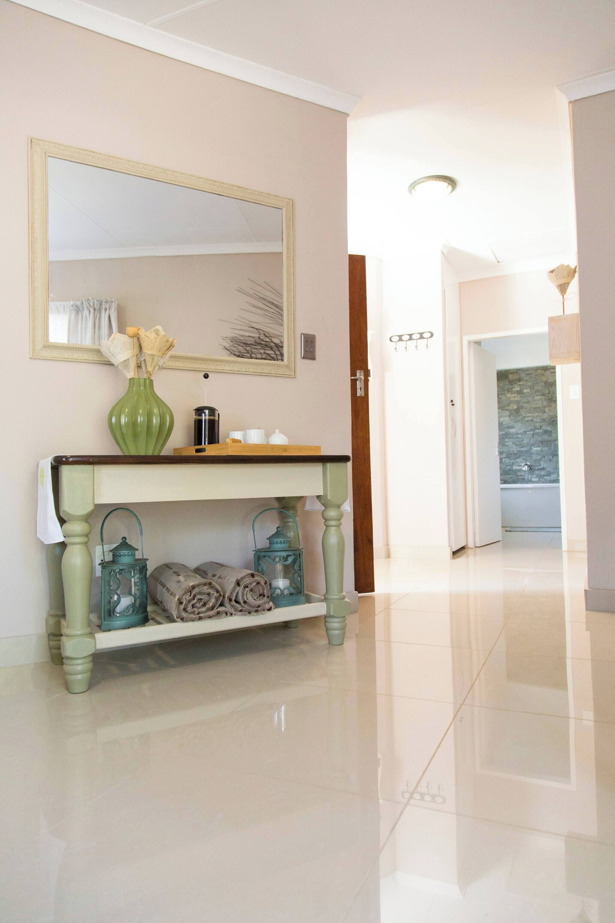 House, 2 Bedrooms | Living room