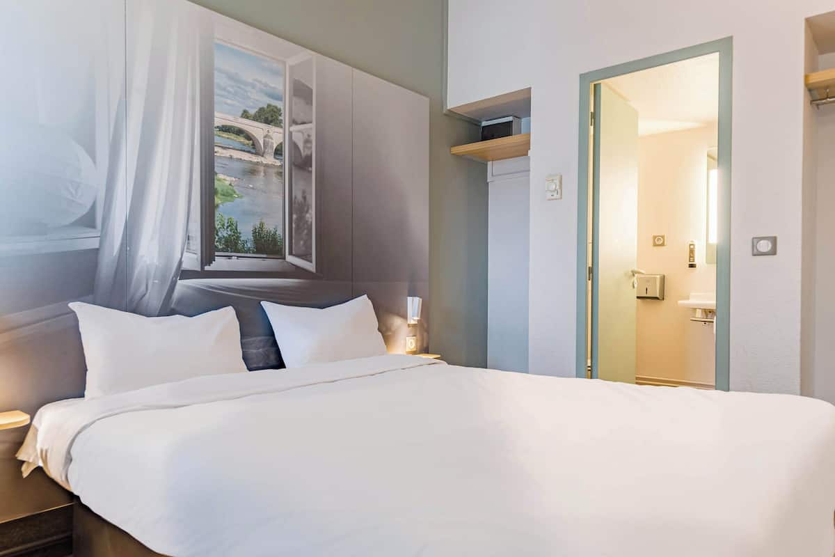 Double Room, Non Smoking | Wi-fi percuma, cadar katil 
