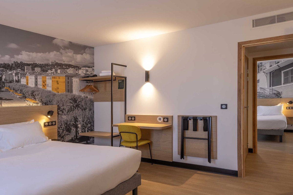 Quadruple Room, Non Smoking | WiFi (free), bed sheets