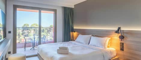 Comfort Double Room, Non Smoking | Free WiFi, bed sheets