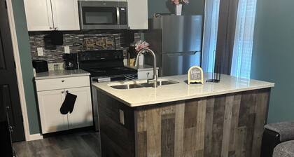 Enjoyable 1-bedroom apartment with AC in vibrant Memphis