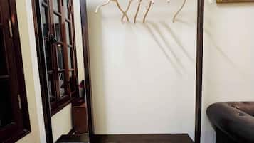 Standard Double Room, Balcony | Interior