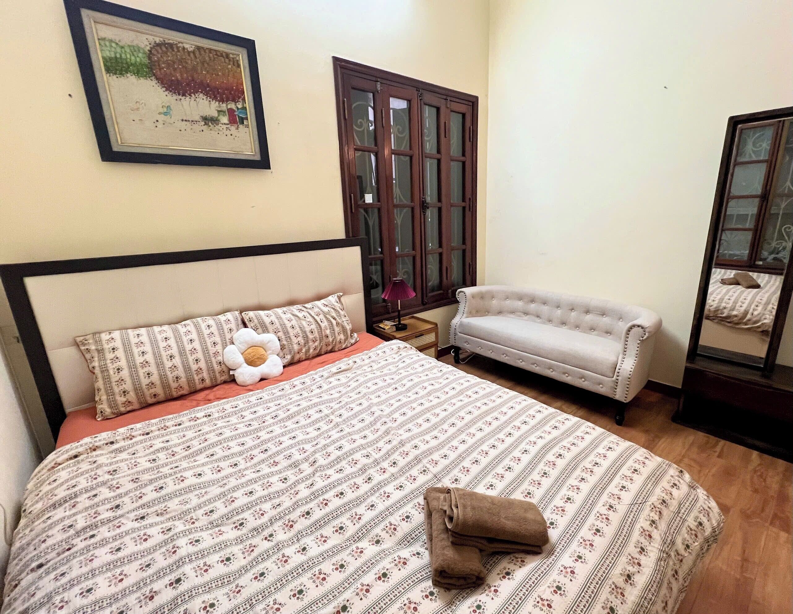 Standard Double Room, Balcony | Desk, iron/ironing board, free WiFi