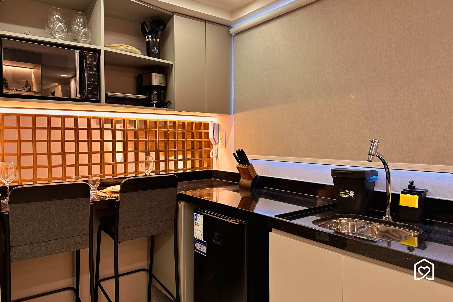Basic Apartment | Private kitchen