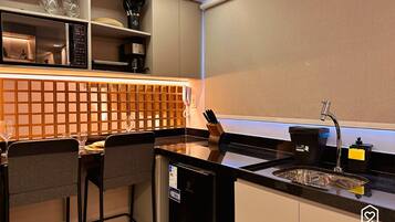 Basic Apartment | Private kitchen