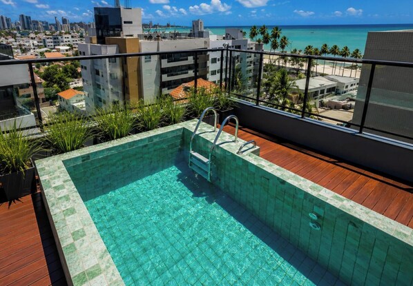 Outdoor pool - Bauten Aurea - LikeHome  (João Pessoa)