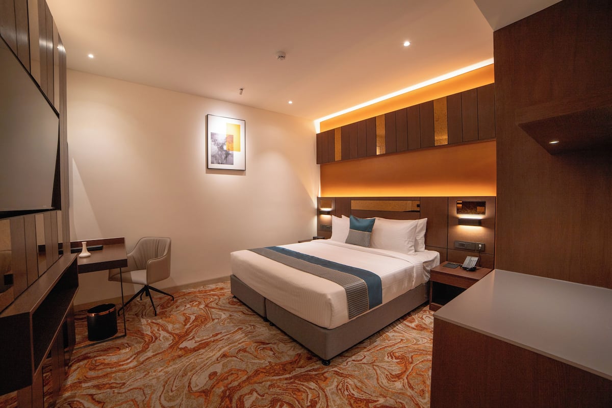 In-room safe, desk, blackout curtains, soundproofing