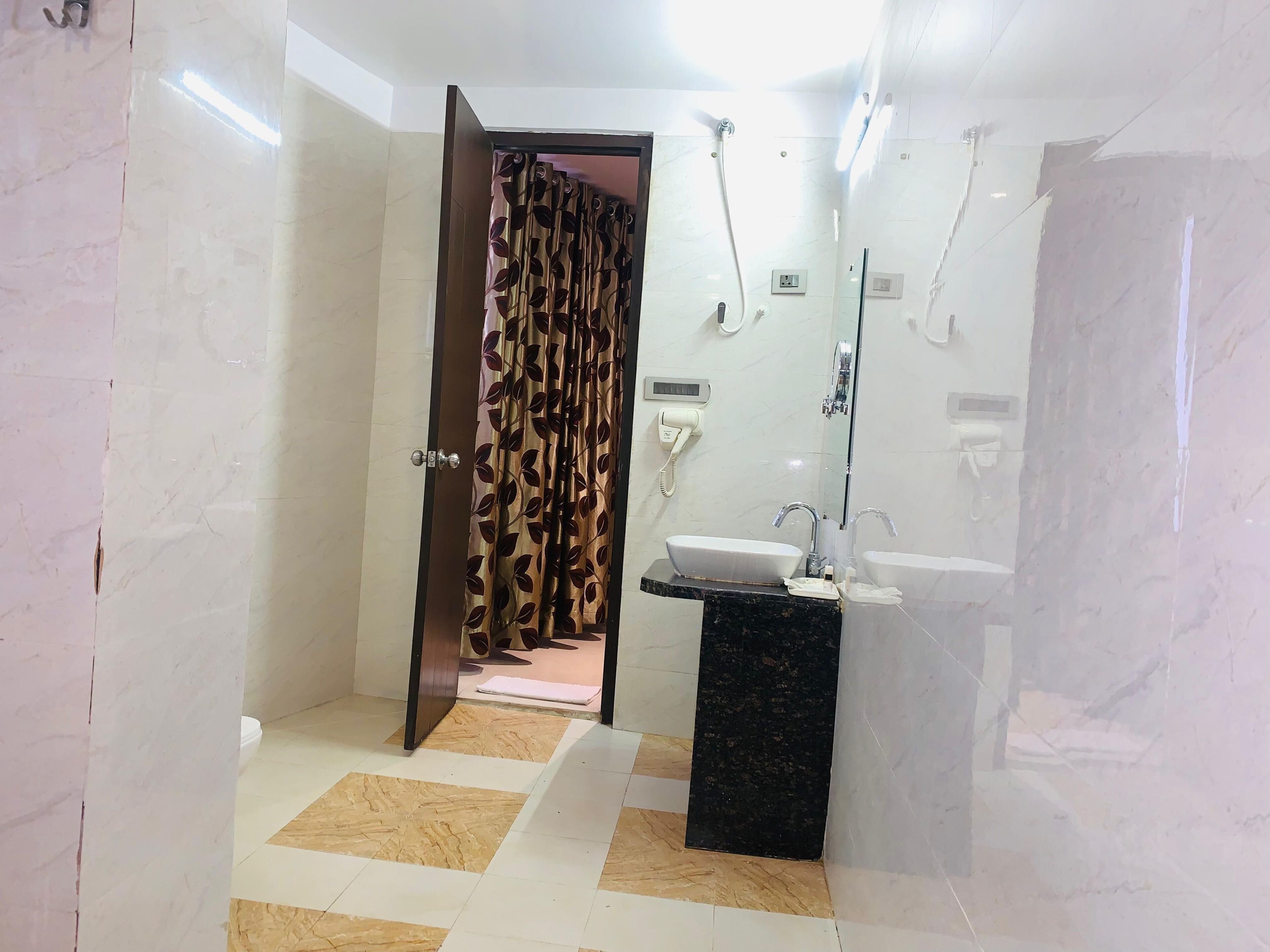 Suite Room, Non Smoking, City View | Baño