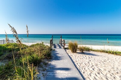 5 BR NEW 2026 BUILD | 5 O'Clock Shadow | Gulf Views | Sleeps 12