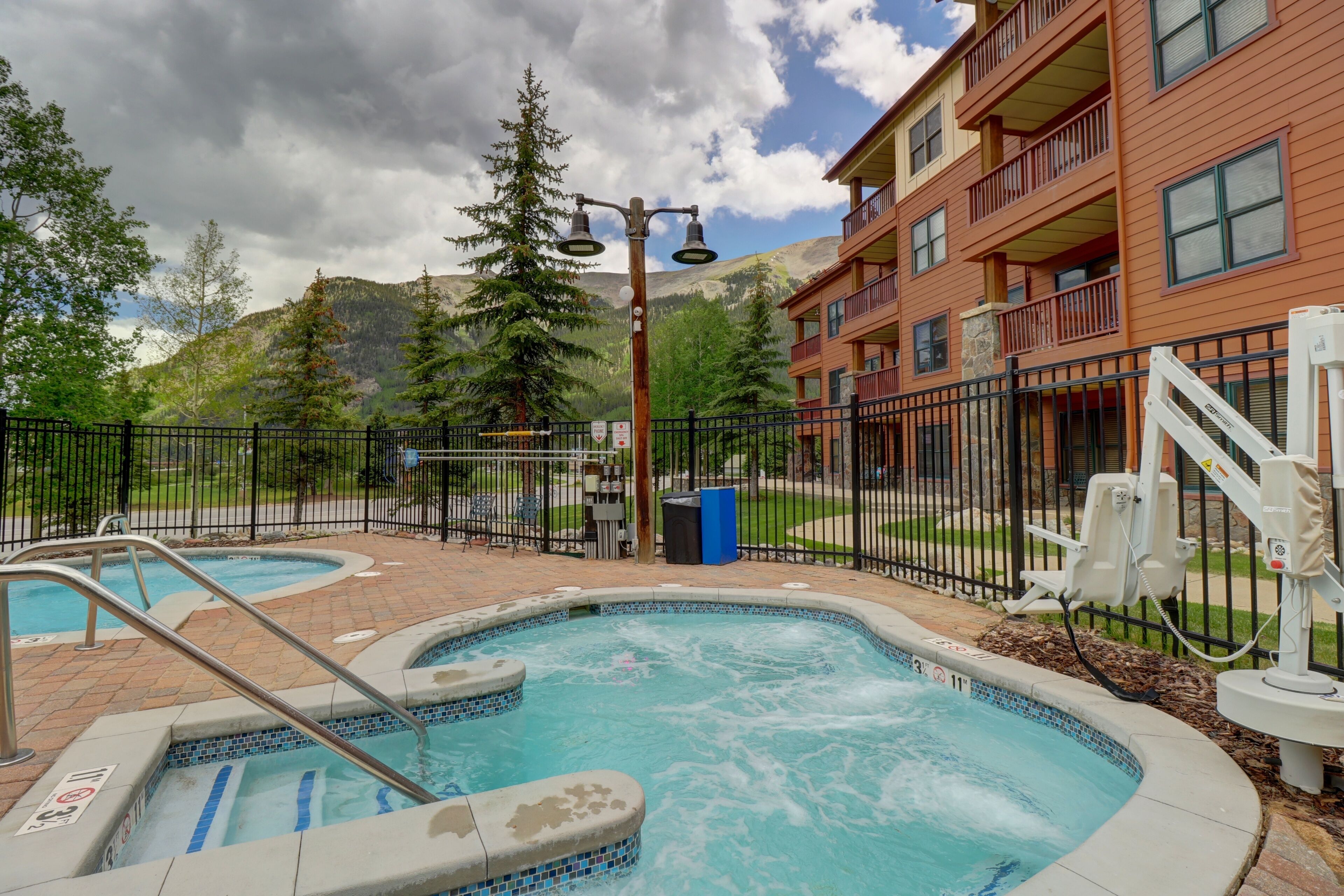Condo, 1 Bedroom | Pool