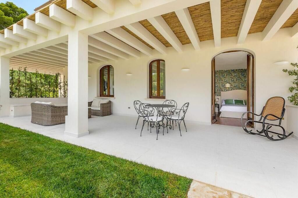 Suíte luxo, varanda, vista para o jardim | Terraço/pátio