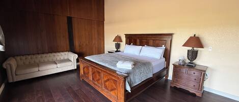 4 bedrooms, free WiFi, bed sheets