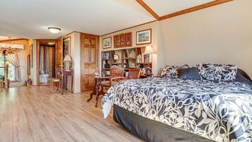 1 bedroom, iron/ironing board, internet, bed sheets
