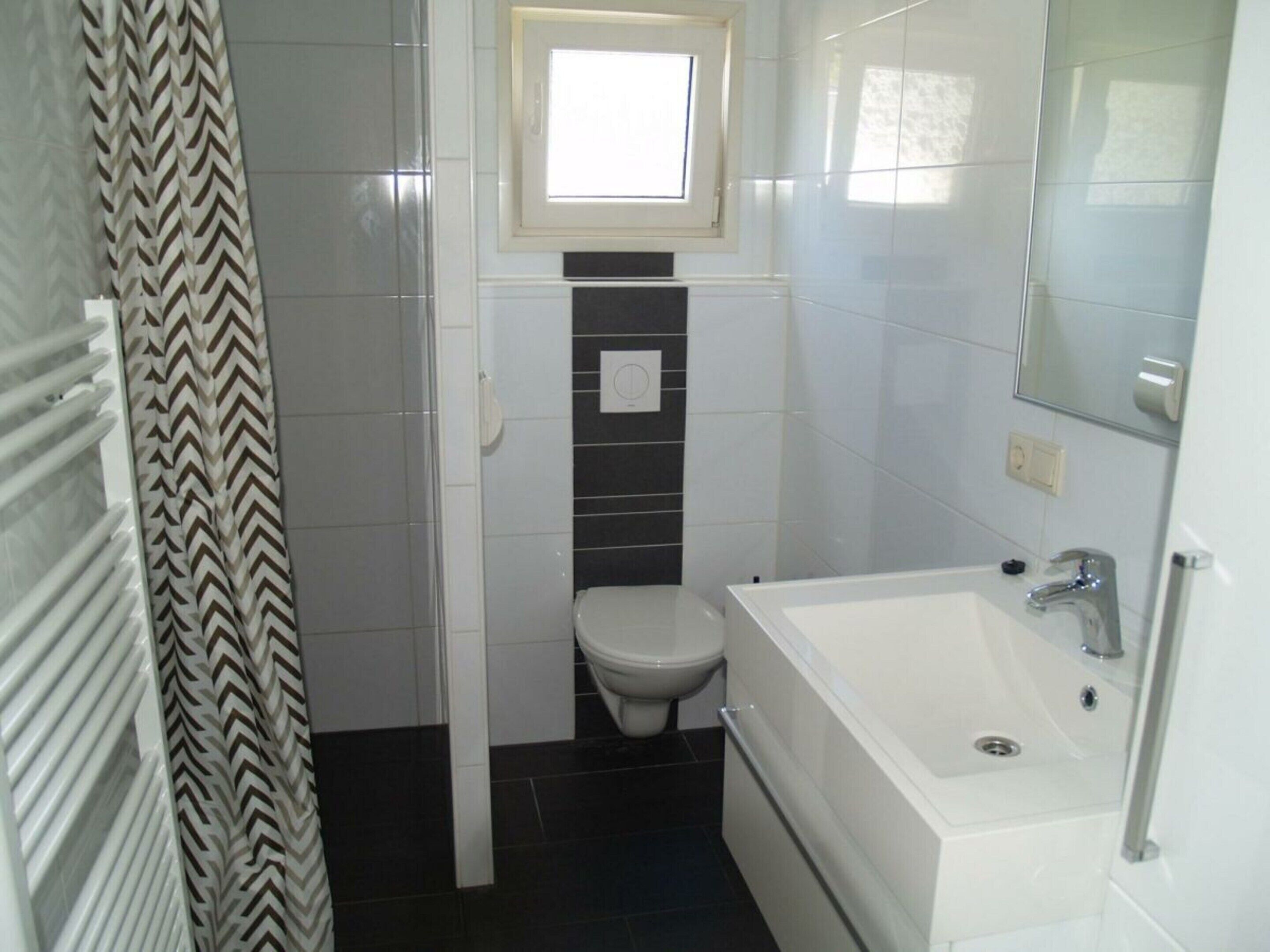 House | Bathroom