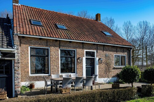 Farmhouse Near Baarland Beach