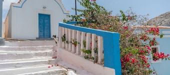 Apartment 'Cozi Downstairs' with Balcony, Wi-Fi and Air Conditioning