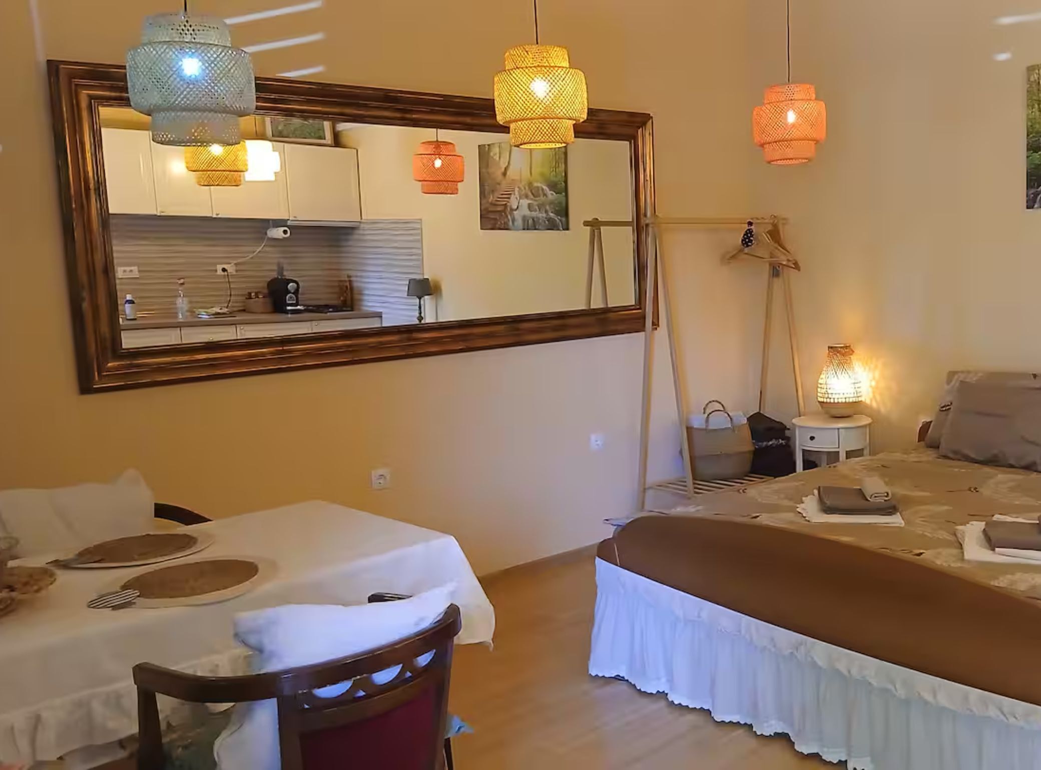 Estúdio (Studio Apartment with Terrace) | Wi-Fi de cortesia