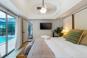 Bureau, fer et planche à repasser, Wi-Fi gratuit, draps fournis