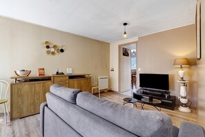 Fernseher