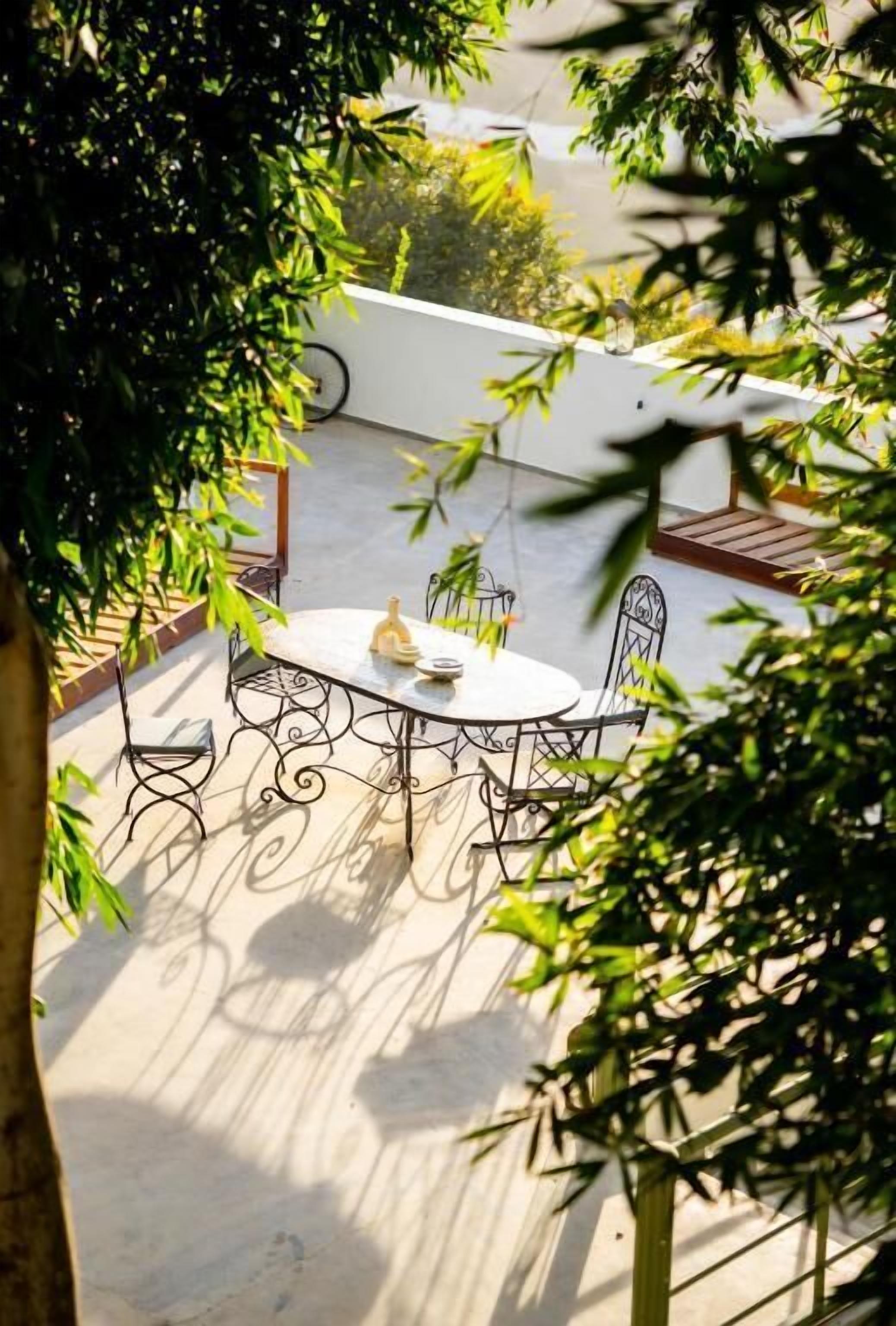 Tempat makan outdoor