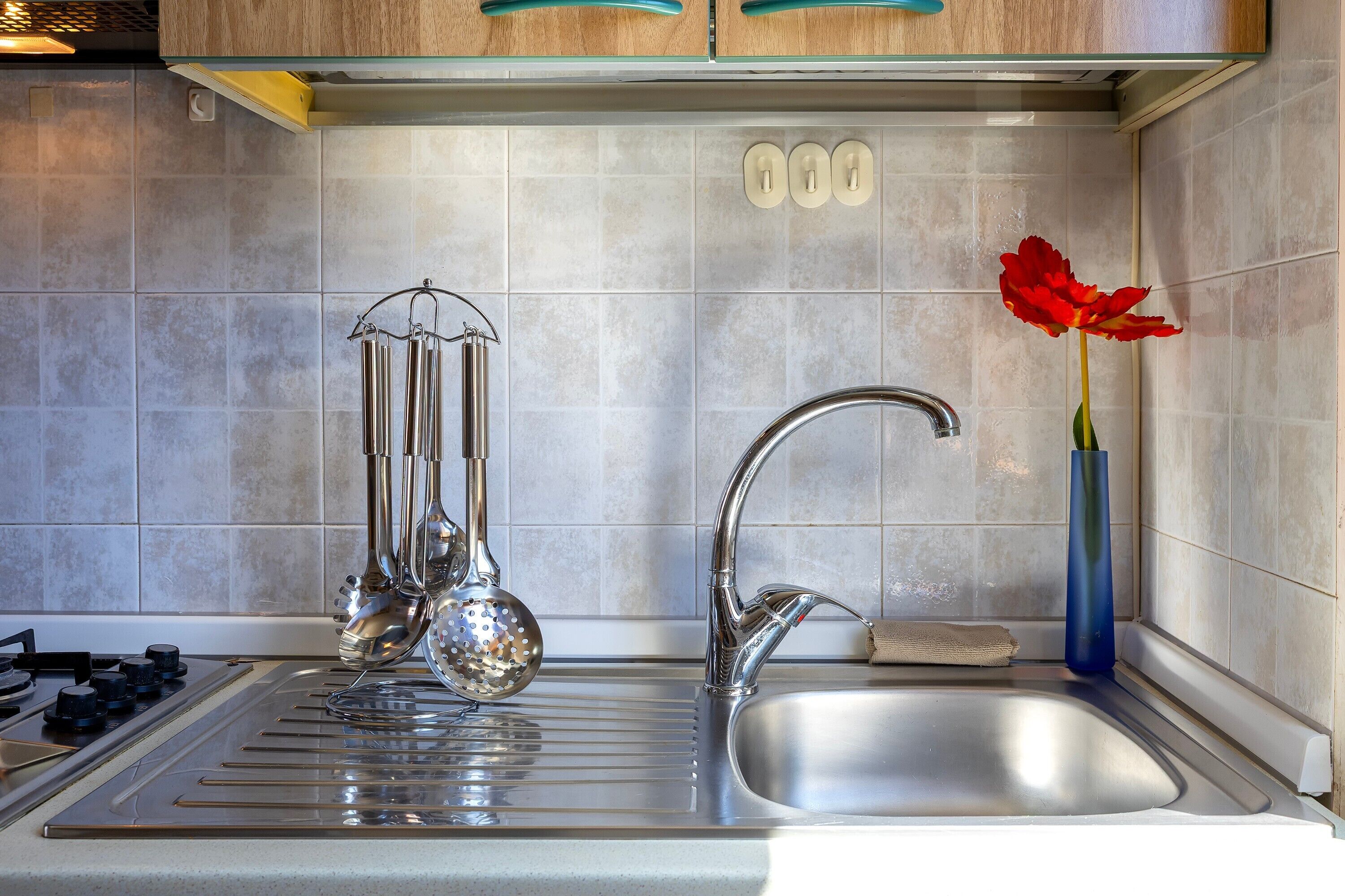 Fridge, stovetop, coffee/tea maker, cookware/dishes/utensils