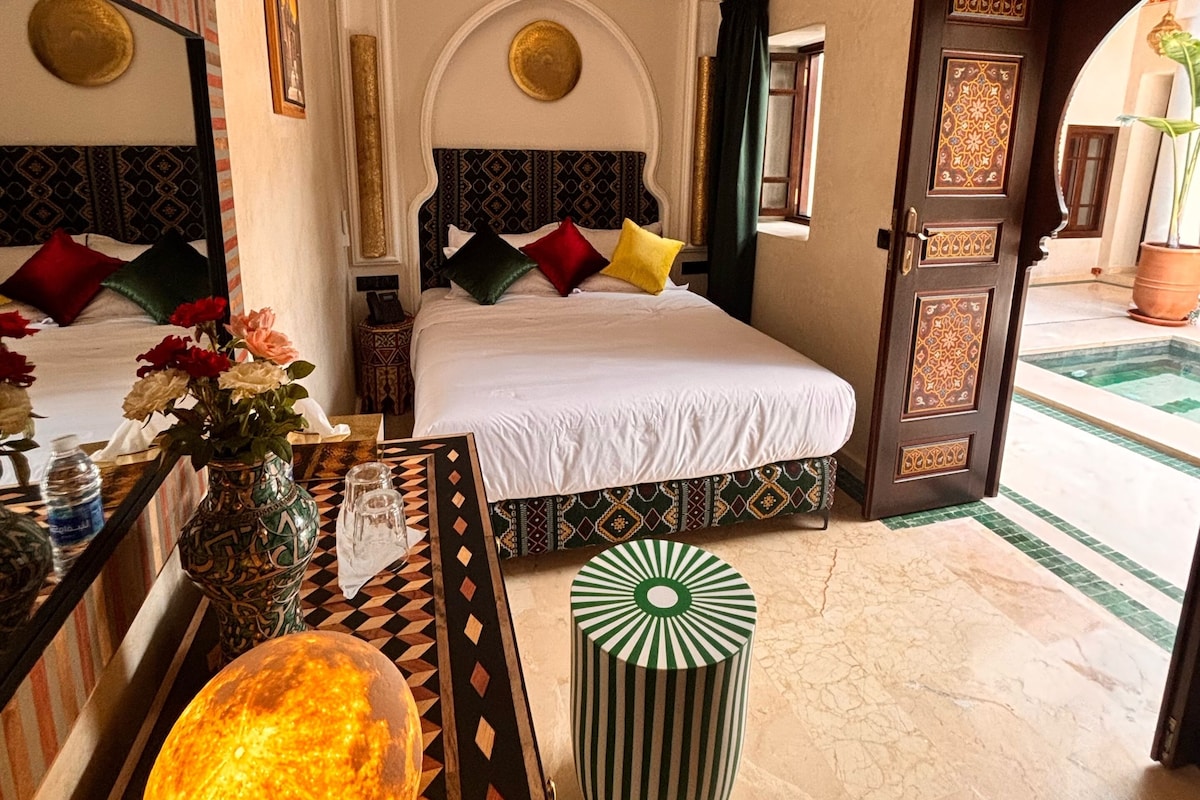 Comfort Double Room | Premium bedding, in-room safe, desk, laptop workspace