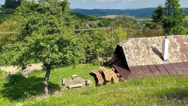 Property grounds - Pink Libling - beautifully restored mining house (Štiavnické Bane)