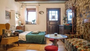 1 bedroom, iron/ironing board, travel cot, WiFi - Green Libling (Štiavnické Bane)