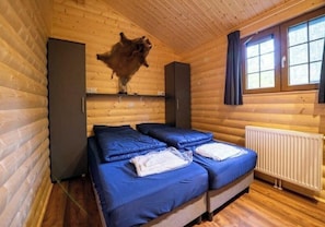 Ferienhaus | 2 Schlafzimmer, individuell eingerichtet