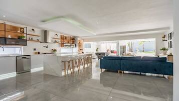 Villa, 4 habitaciones, accesible para personas con discapacidad, fumadores | Interior