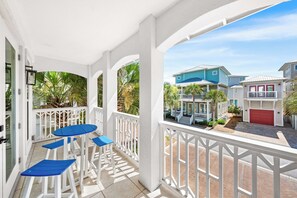 Outdoor dining - NEW LISTING - Completely remodeled with new pics coming soon. (Seacrest Beach)