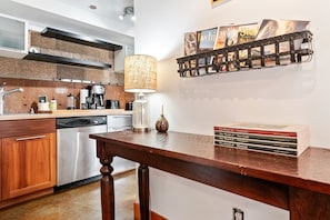 Fridge, microwave, dishwasher, coffee/tea maker
