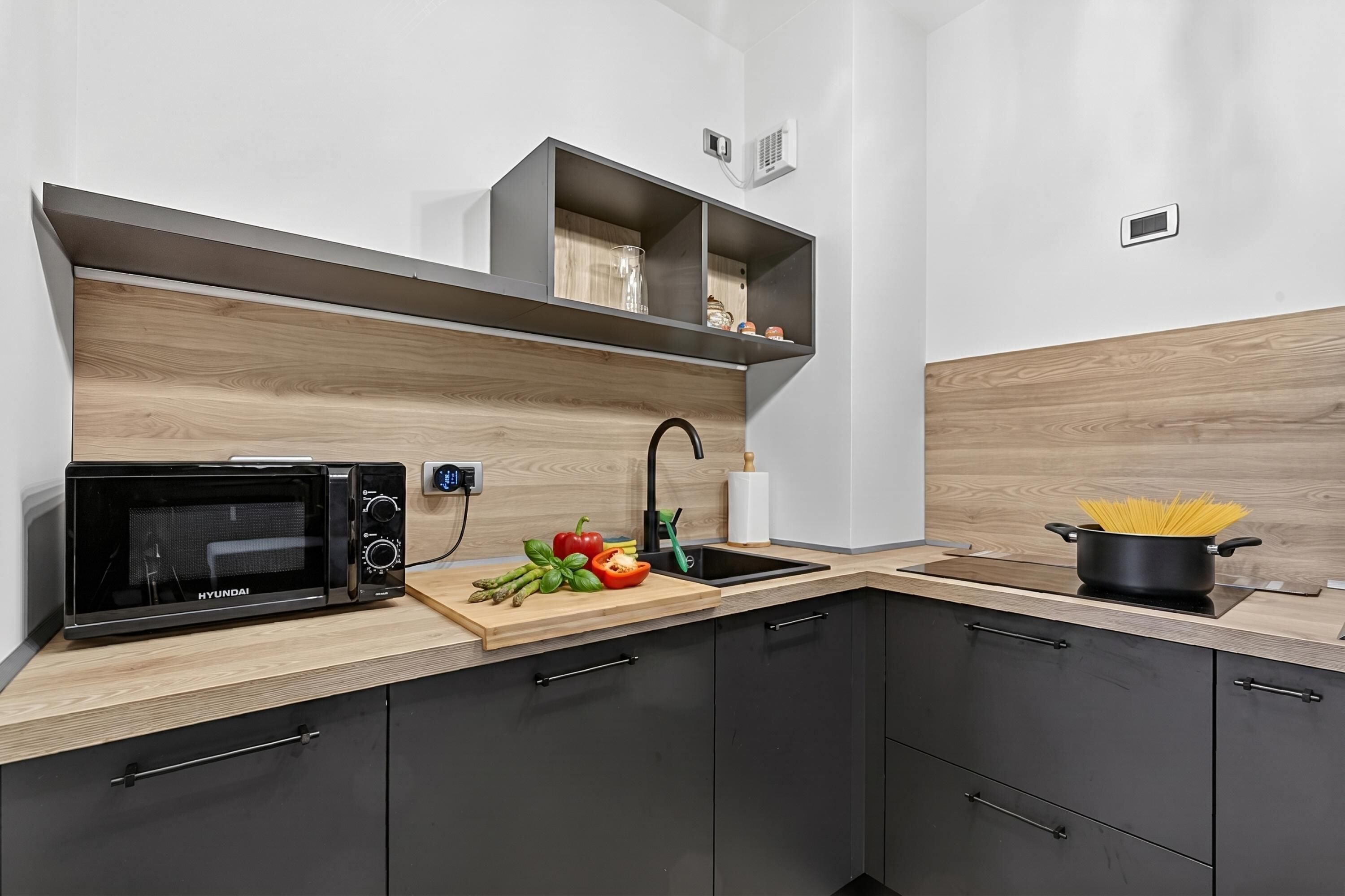 Familjelägenhet - 2 sovrum - balkong (L'Anemone near Campo Smith Lifts) | Eget kök