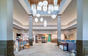 Lobby - Charming Audacious Augusta Room (Augusta)