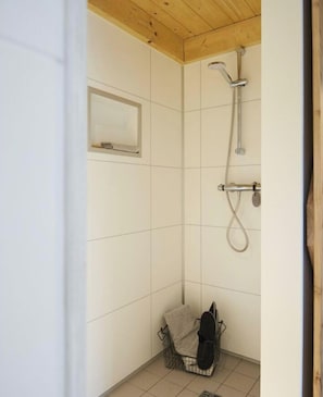 House | Bathroom - Holiday Home in Belfeld With Terrace (Belfeld)