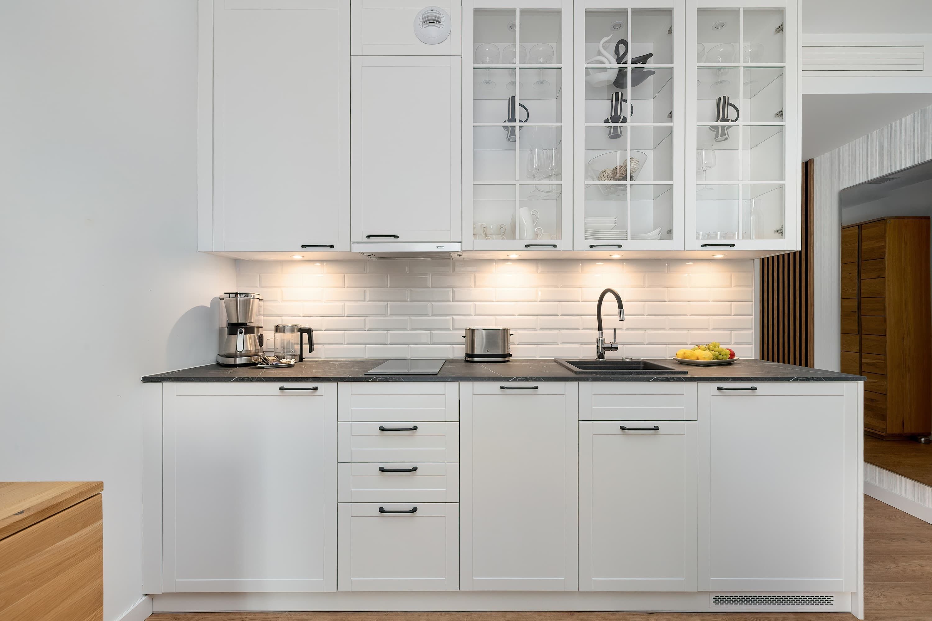 Kühlschrank, Herdplatte, Geschirrspüler