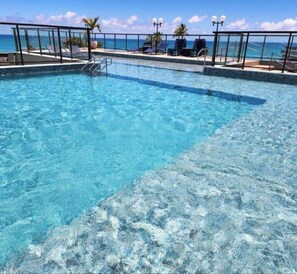 Unclassified image, 2 of 32, button - Porto Atlantis 308, just steps from the ocean in Porto de Galinhas (Ipojuca)
