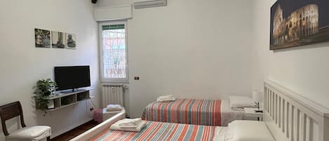 Comfort Triple Room