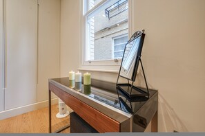 House - Fitzrovia Apartments 3BR Sleeps 12 Oxford (London)