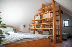 2 slaapkamers, reisbedje, wifi, beddengoed