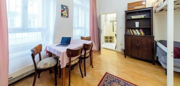 2 Schlafzimmer, WLAN, Bettwäsche