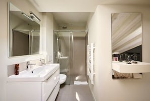 Bathroom - 3 bedrooms - hot tub - Downtown Cannes (Cannes)
