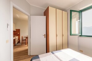 Bed sheets - Casa Dreamo - One Bedroom Apartment, Sleeps 2 (Sarnico)