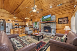 Smart TV, fireplace - Escape to Little Sugar Camp, a welcoming three-bedroom retreat in Sevierville th (Sevierville)