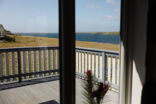 NEW to VRBO: Modern Coastal Stay, Stunning Views, Private Garden